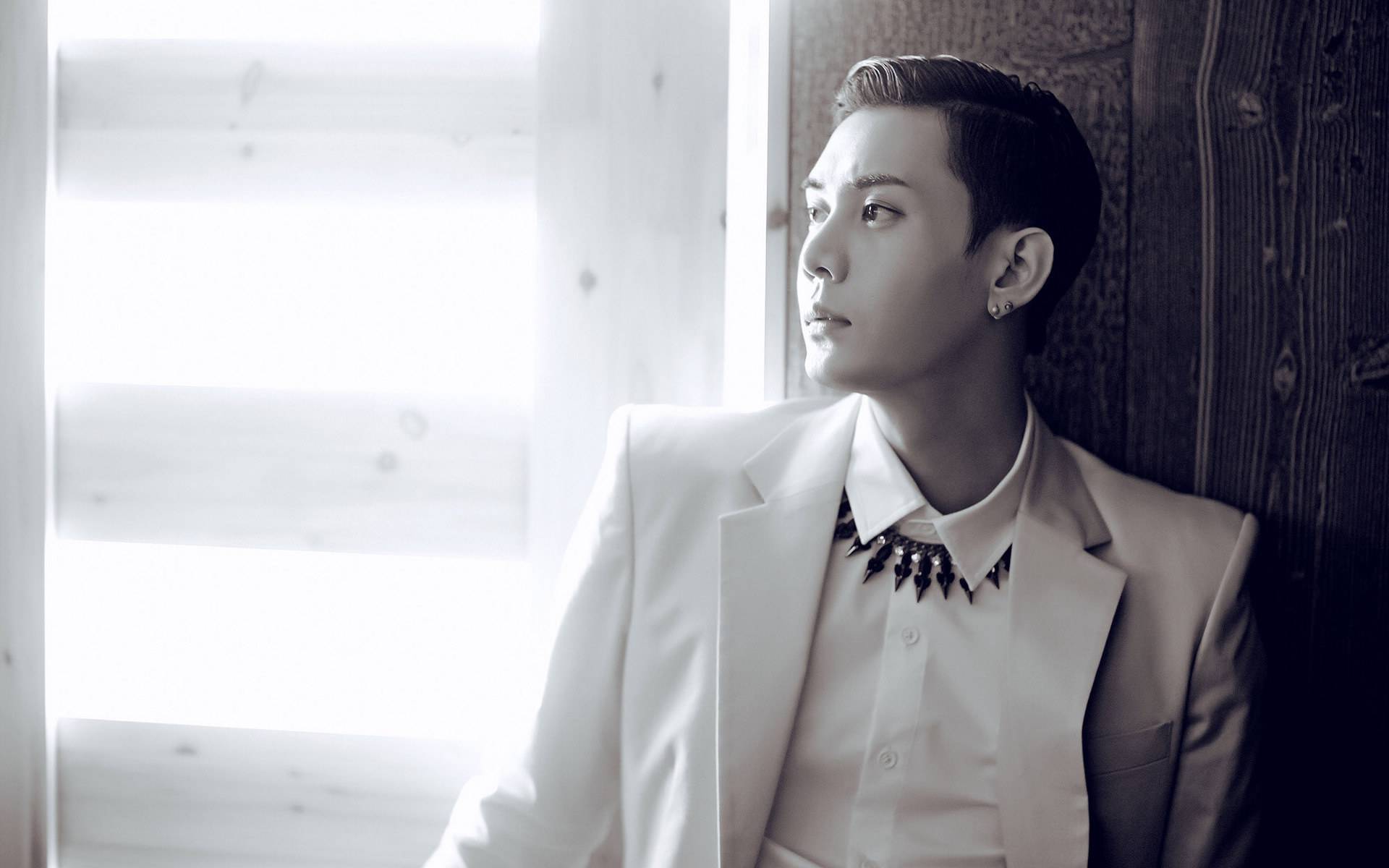 李建雨整容前什么样照片(李妍雨整容) 李建雨整容前什么样照片(李妍雨整容)