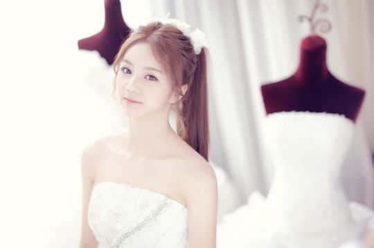 李惠利为什么有喉结？李惠利在韩国很红吗？(李惠利在韩国地位)