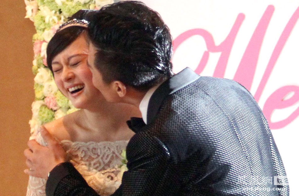 邓超和吕颂贤激情吻镜头图(吕颂贤与邓超的电影) 邓超和吕颂贤激情吻镜头图(吕颂贤与邓超的电影)