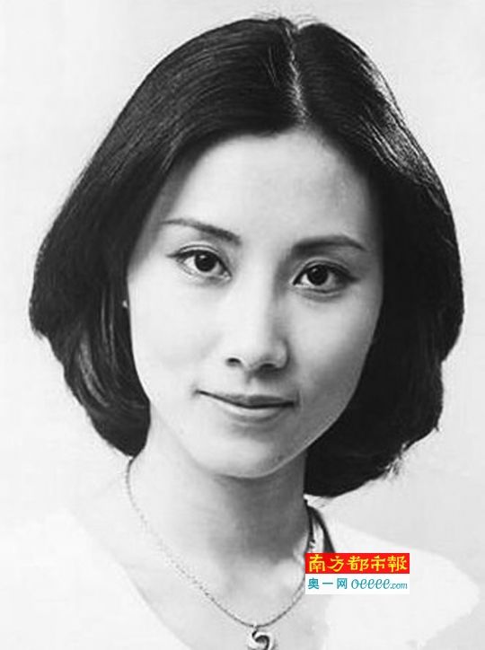 汪明荃和罗家英现状如何？汪明荃为什么那么(汪明荃罗家英为什么这么晚结婚)