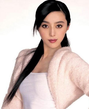 尕(gǎ)让卓玛好像范冰冰对比图 尕(gǎ)让卓玛好像范冰冰对比图