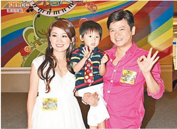 梁小冰和蓝盈莹对比照(蓝盈莹吵架)