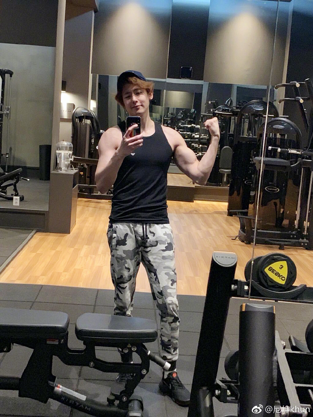 尼坤真的感觉残了现状照片(尼坤不火了) 尼坤真的感觉残了现状照片(尼坤不火了)