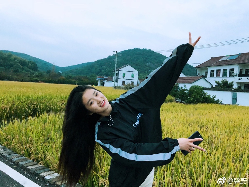 柴蔚的男朋友是王俊凯?柴蔚中考成绩怎么样 柴蔚的男朋友是王俊凯?柴蔚中考成绩怎么样