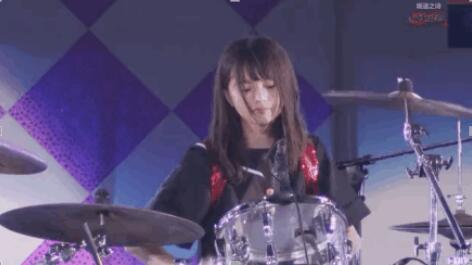 斋藤飞鸟为什么叫小鸟?斋藤飞鸟素颜很丑吗 斋藤飞鸟为什么叫小鸟?斋藤飞鸟素颜很丑吗