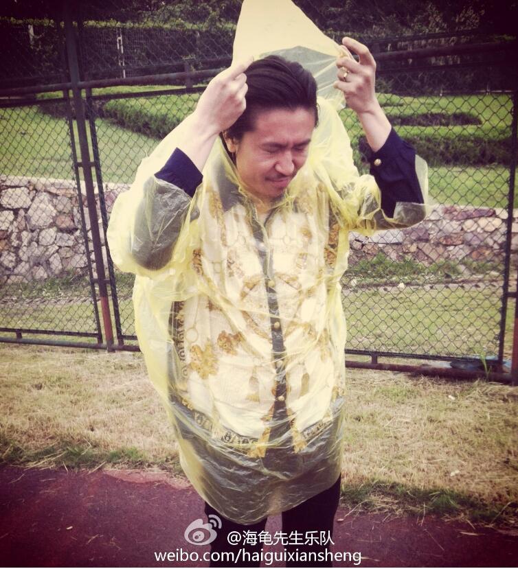 海龟先生蒋晗耳朵怎么回事那么大