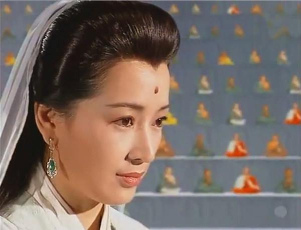 龚慈恩是邓超的妈妈吗？龚慈恩是不是整容了