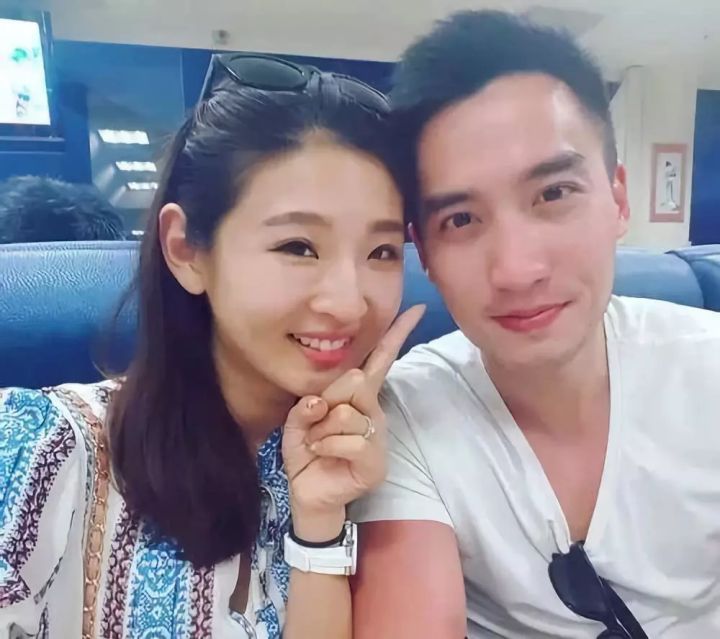 阿娇和赖弘国为什么离婚？赖弘国第二次离婚(阿娇和赖弘国结婚后,赖弘国给了阿娇一张黑卡)