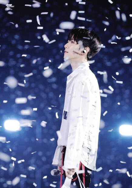 为什么伯贤叫开关舞神