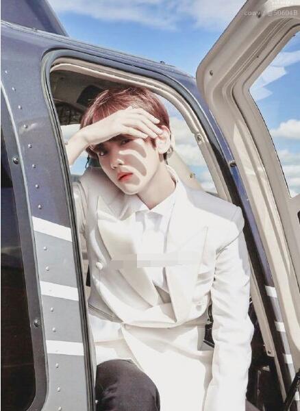 为什么伯贤叫开关舞神