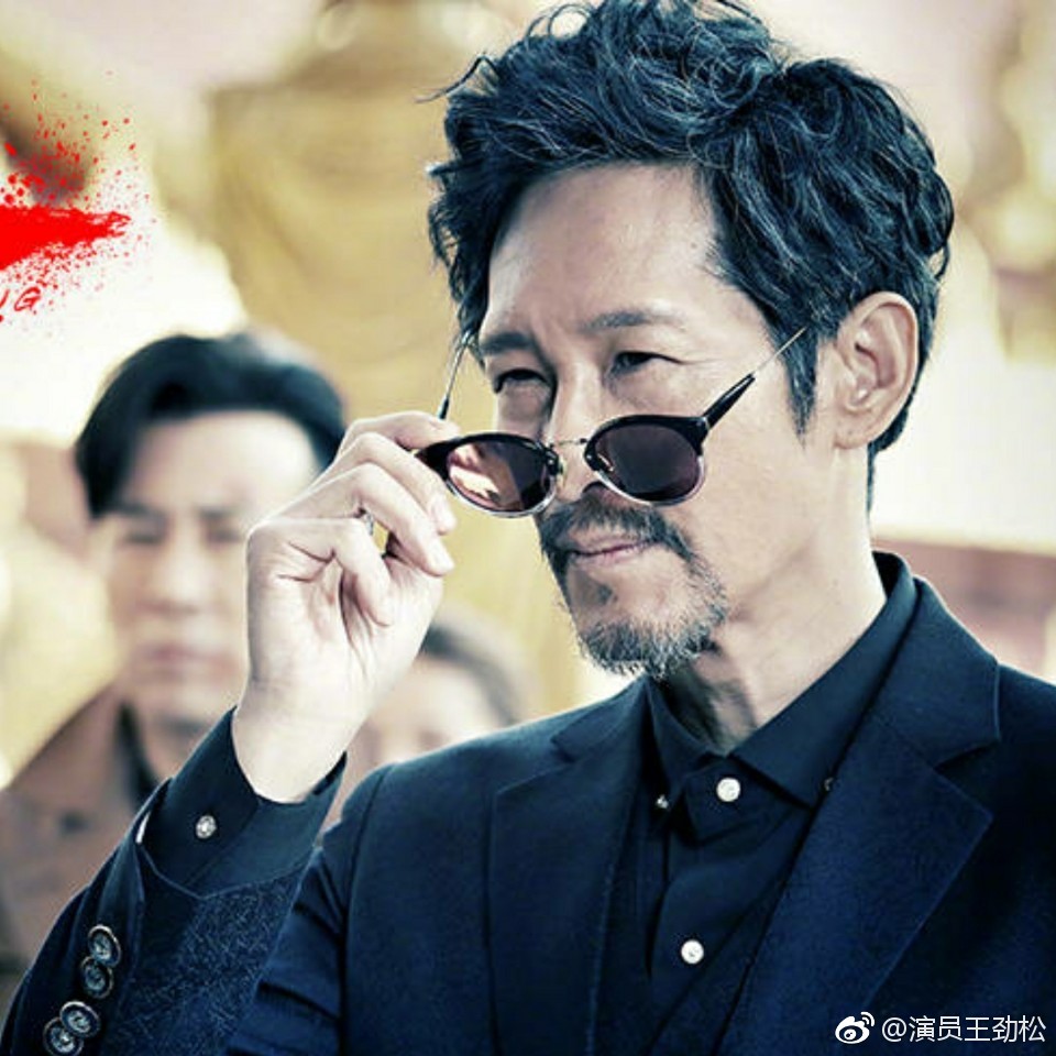 王劲松怒斥演员背台词问题表示不要脸(王劲松的台词功底)