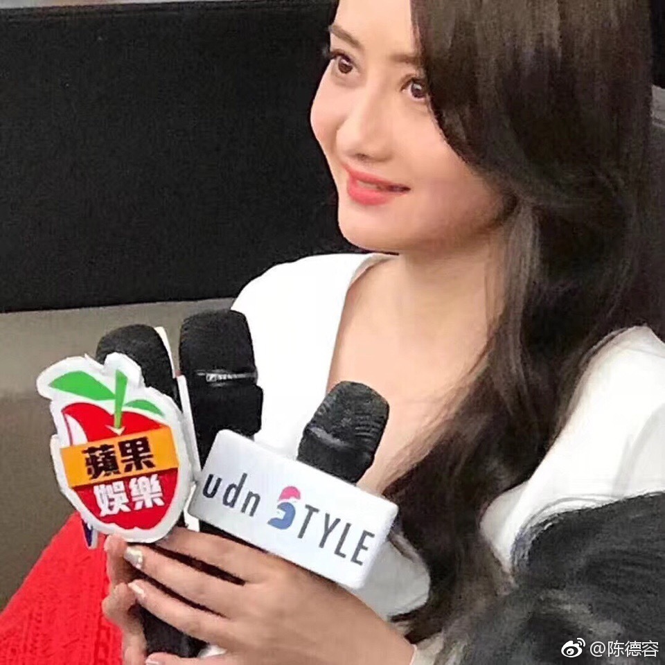 陈德容老公王赞策不孕吗(陈德容和王赞策)