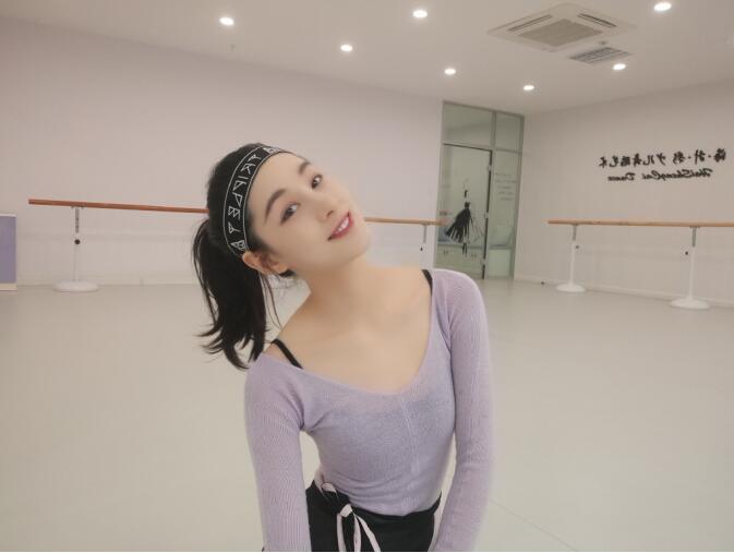 感觉赵圆瑗和张檬一模一样对比照