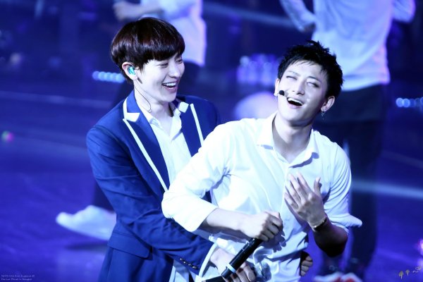 南韩颜值扛把子是谁(南韩爱豆颜值)