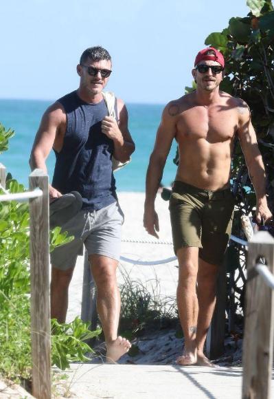 卢克伊万斯和奥拉多布鲁姆很像对比照(卢克·伊万斯和奥兰多布鲁姆) 卢克伊万斯和奥拉多布鲁姆很像对比照(卢克·伊万斯和奥兰多布鲁姆)