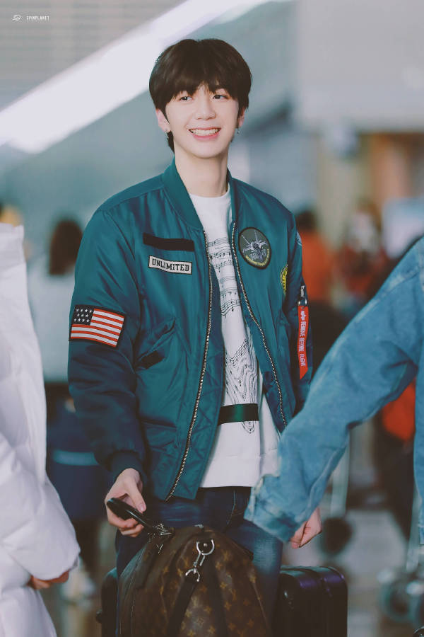 莫少聪和洪欣的儿子为什么姓张?张镐濂考上 莫少聪和洪欣的儿子为什么姓张?张镐濂考上