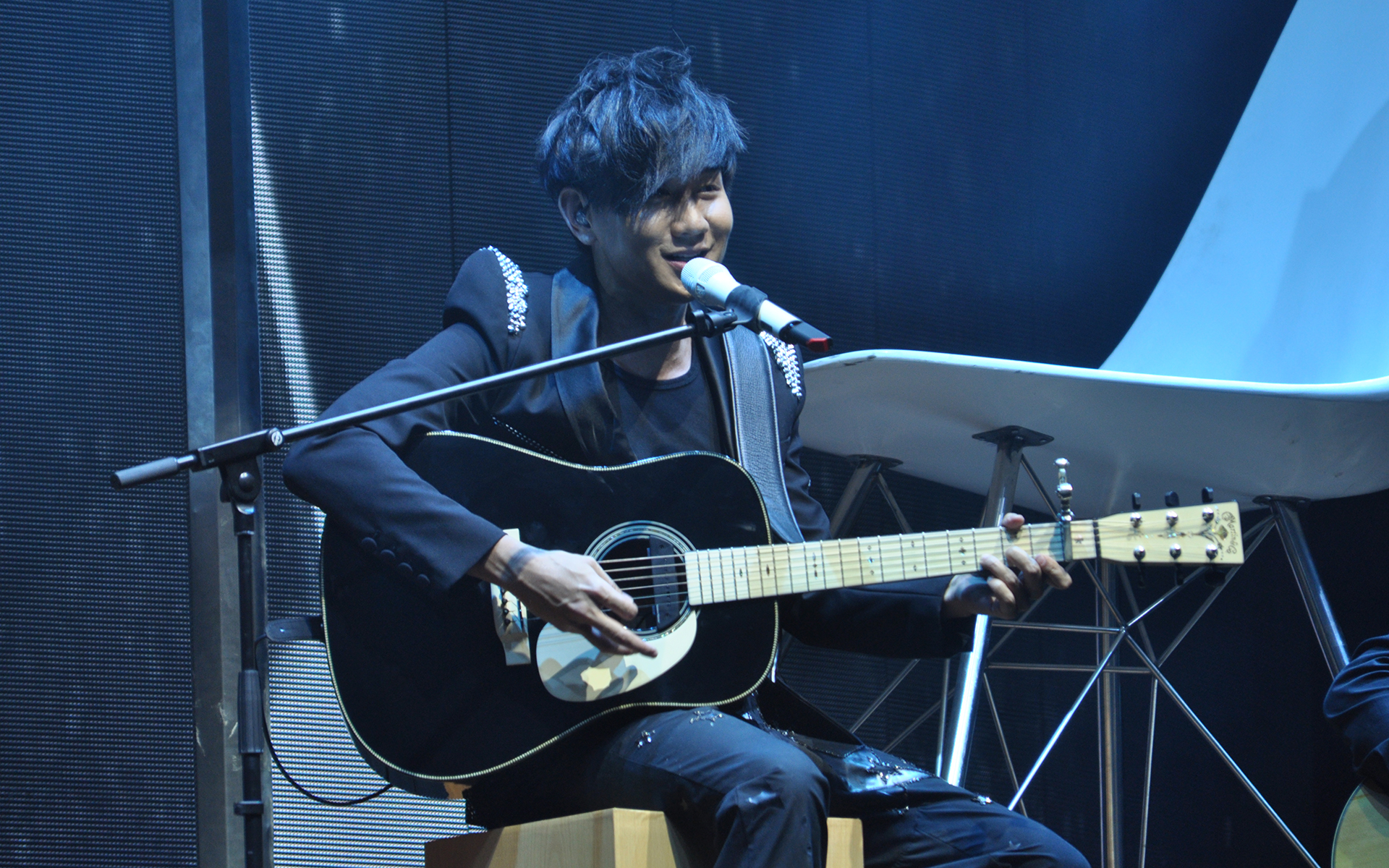 林俊杰为什么不吃番茄？林俊杰被人叫炮王的(林俊杰番茄酱)