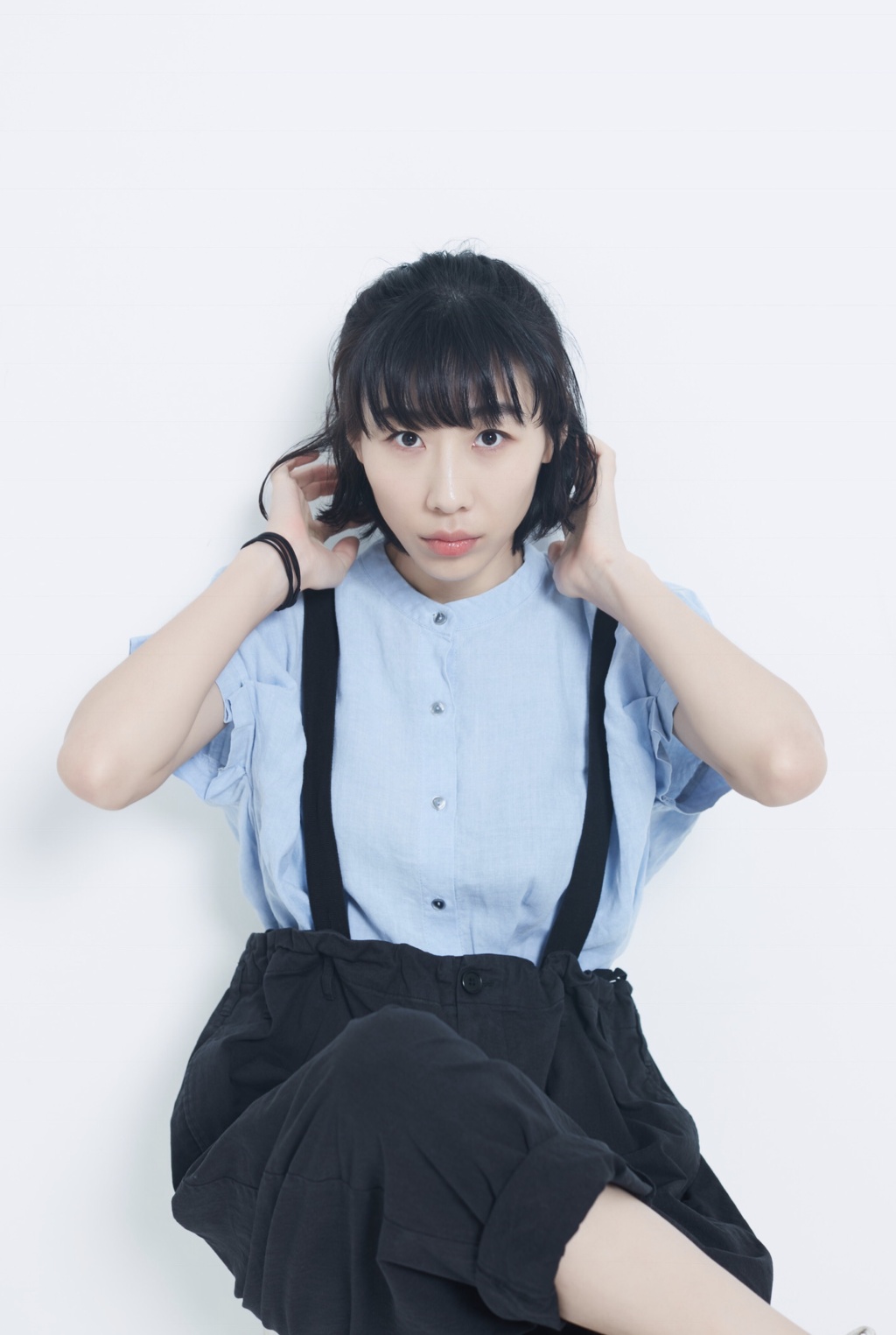 驴得水制片人李洋照片,李洋向任素汐求婚了