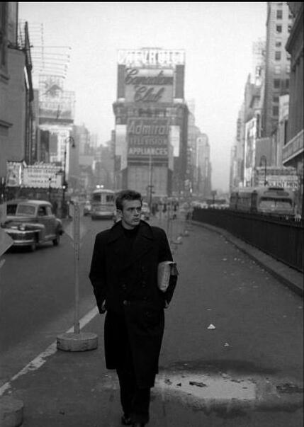 詹姆斯迪恩的眼睛是什么颜色(詹姆斯迪恩眼镜) 詹姆斯迪恩的眼睛是什么颜色(詹姆斯迪恩眼镜)