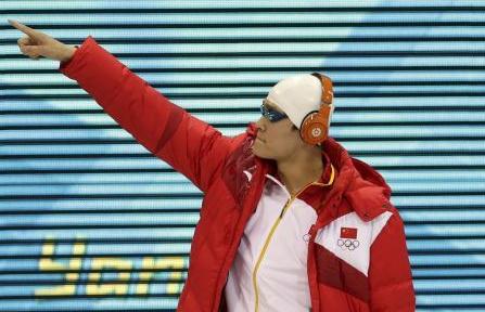 孙杨为什么带着红色耳机出场？孙杨耳机是什