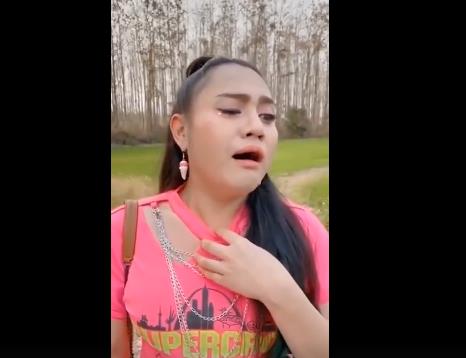 抖音找塞班火了!找塞班的泰国小姐姐是人妖(泰国美女喊塞班) 抖音找塞班火了!找塞班的泰国小姐姐是人妖(泰国美女喊塞班)