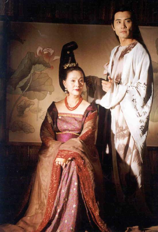 赵文瑄为什么不结婚？赵文瑄是不是同性恋啊