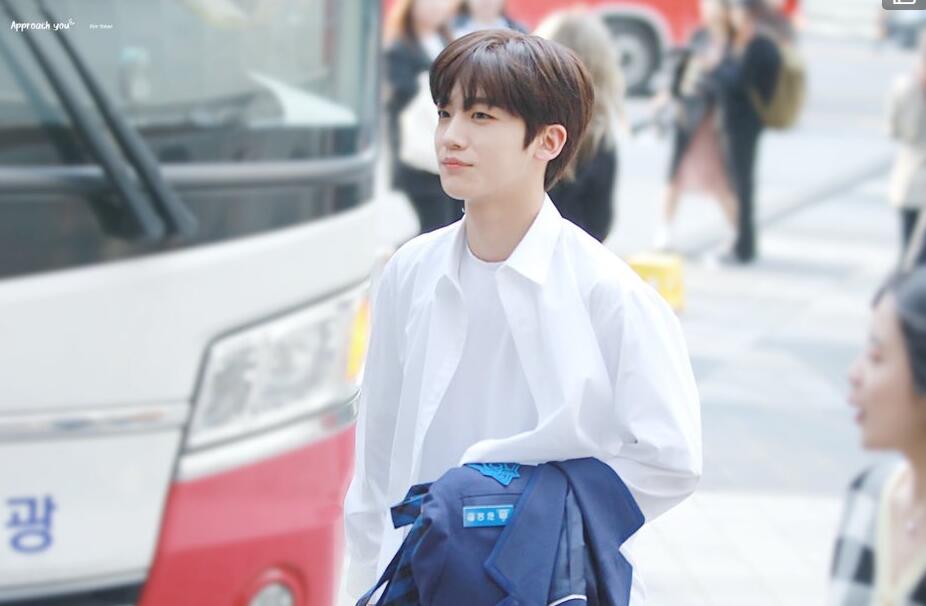 金曜汉今年多大了(金曜汉怎么了)