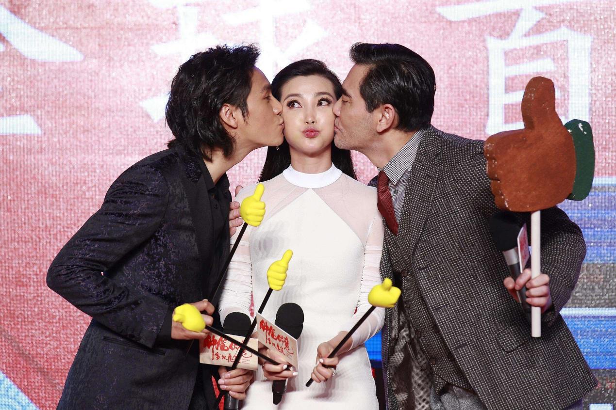 赵文瑄为什么不结婚？赵文瑄是不是同性恋啊