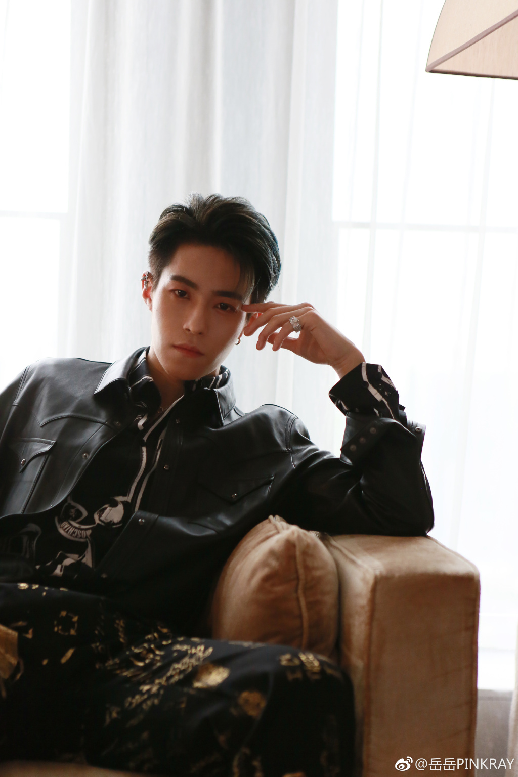 岳岳为什么叫咻辉 岳岳为什么叫咻辉