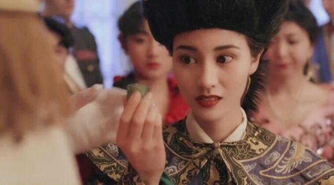 柏安妮和李嘉欣好像对比照(李嘉欣张柏芝对比)