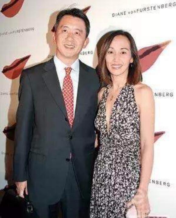 柏安妮和李嘉欣好像对比照(李嘉欣张柏芝对比) 柏安妮和李嘉欣好像对比照(李嘉欣张柏芝对比)