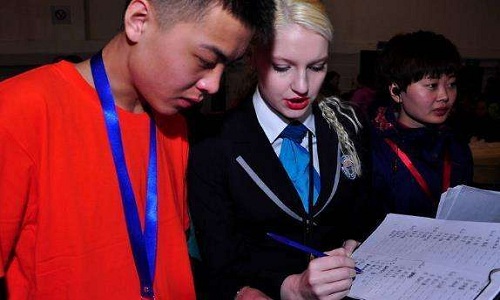 撒贝宁妻子的个人资料曝光(撒贝宁妻子近况)