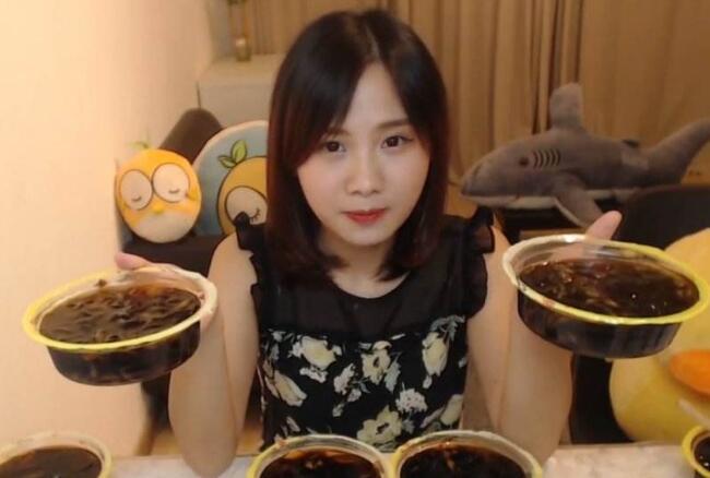 密子君为什么那么能吃？密子君现在在哪个平