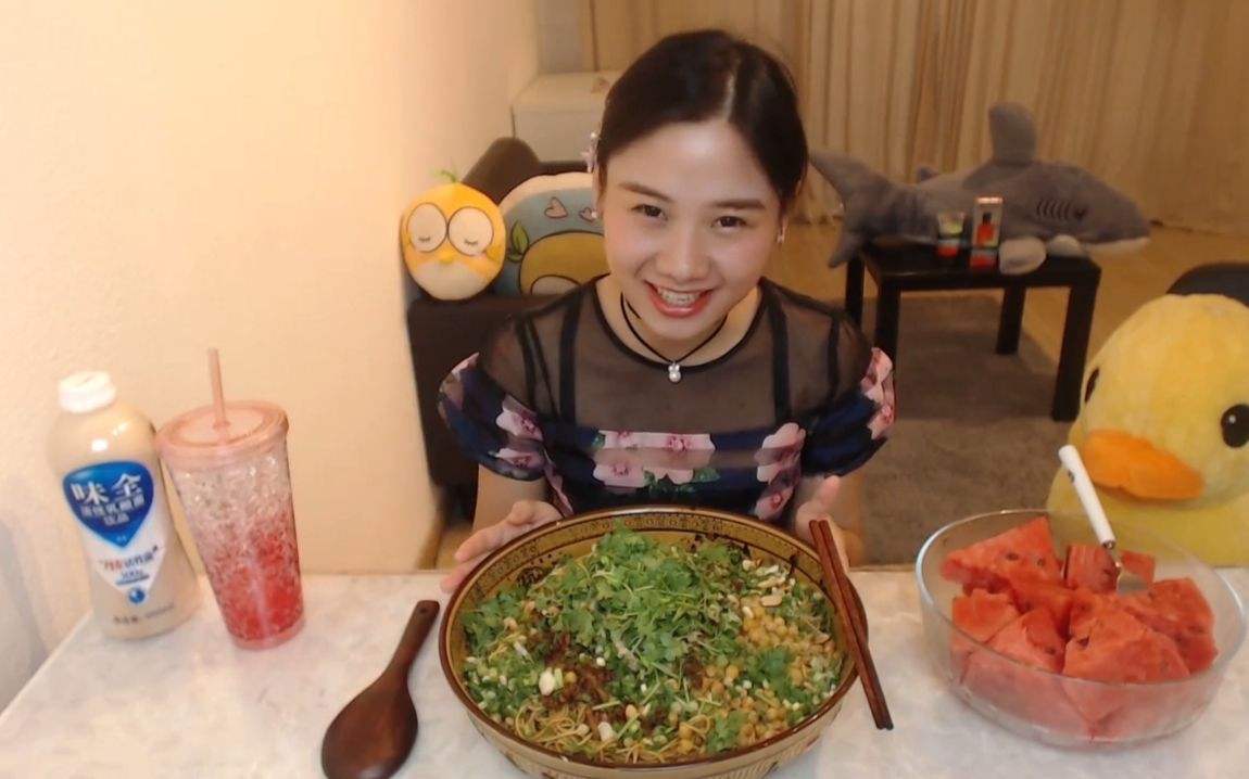 密子君为什么那么能吃？密子君现在在哪个平