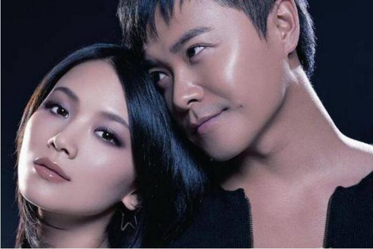 曹曦月整容前后照片(曹曦月的脸)