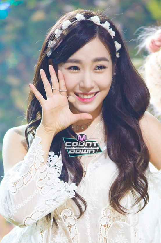 黄美英军旗事件后现在怎么样了 黄美英军旗事件后现在怎么样了