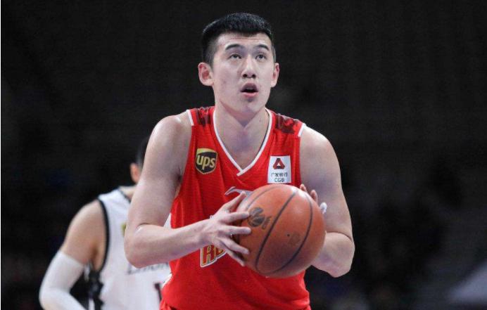 女篮李梦为什么叫勒布朗梦(女篮李梦的个人简历)