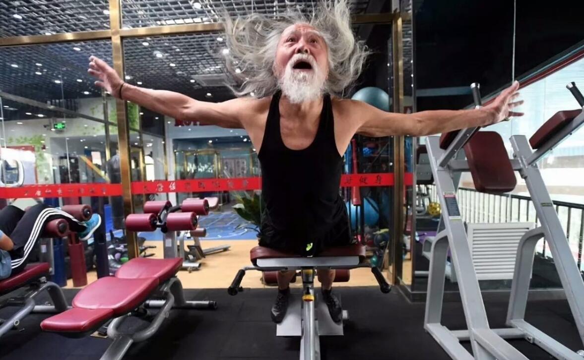 王德顺是中央美院的男模吗(中国男模王德顺)