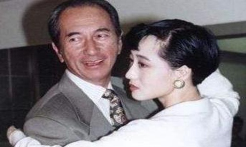 梁安琪怎么哄赌王的(梁安琪遇到赌王是多少岁) 梁安琪怎么哄赌王的(梁安琪遇到赌王是多少岁)