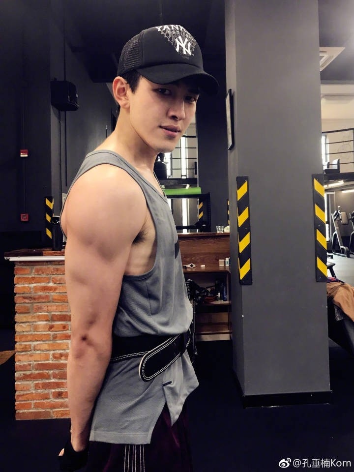 孔垂楠现实中家境怎样?他的现任女友是谁 孔垂楠现实中家境怎样?他的现任女友是谁