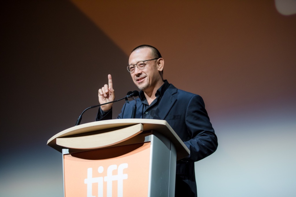 姜文算大导演吗他是第几代导演？陈道明炮轰