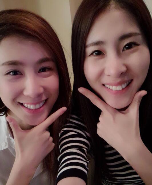 张力尹和张碧晨太像了合照图(张碧晨样子) 张力尹和张碧晨太像了合照图(张碧晨样子)