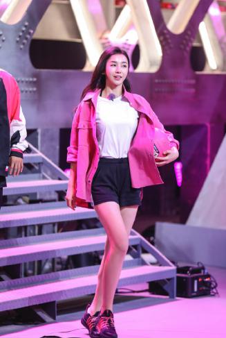 张曼源身材超好照片(张曼源的身高)