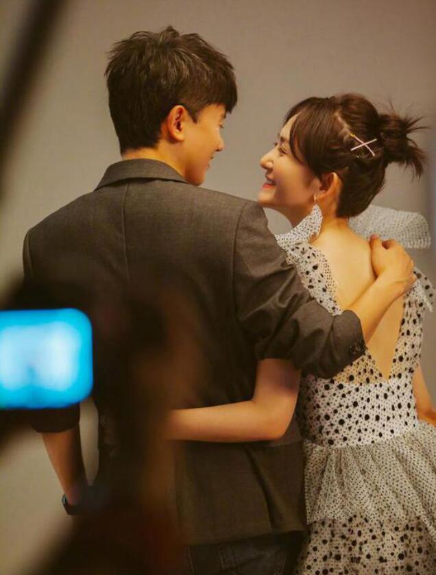 张杰为什么被称为是live之王(张杰华语乐坛超人气live王)