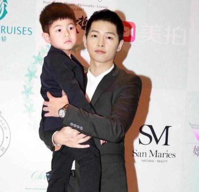 宋仲基和安吉真见面了吗(安吉照片和宋仲基照片) 宋仲基和安吉真见面了吗(安吉照片和宋仲基照片)