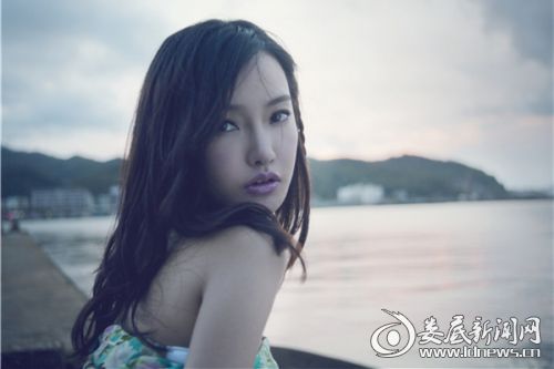 童菲和王晶是什么关系？王晶为什么力捧童菲(童童是王菲和谁生的)