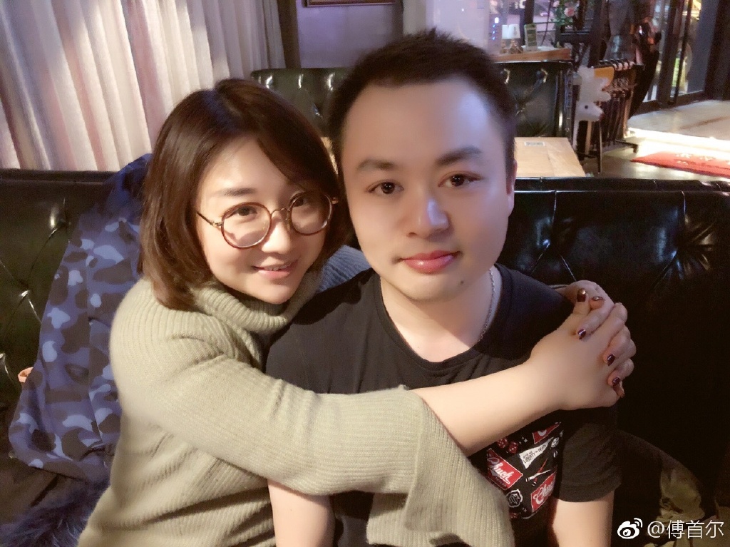 傅首尔和吴瑟斯是夫妻吗？傅首尔为什么没有