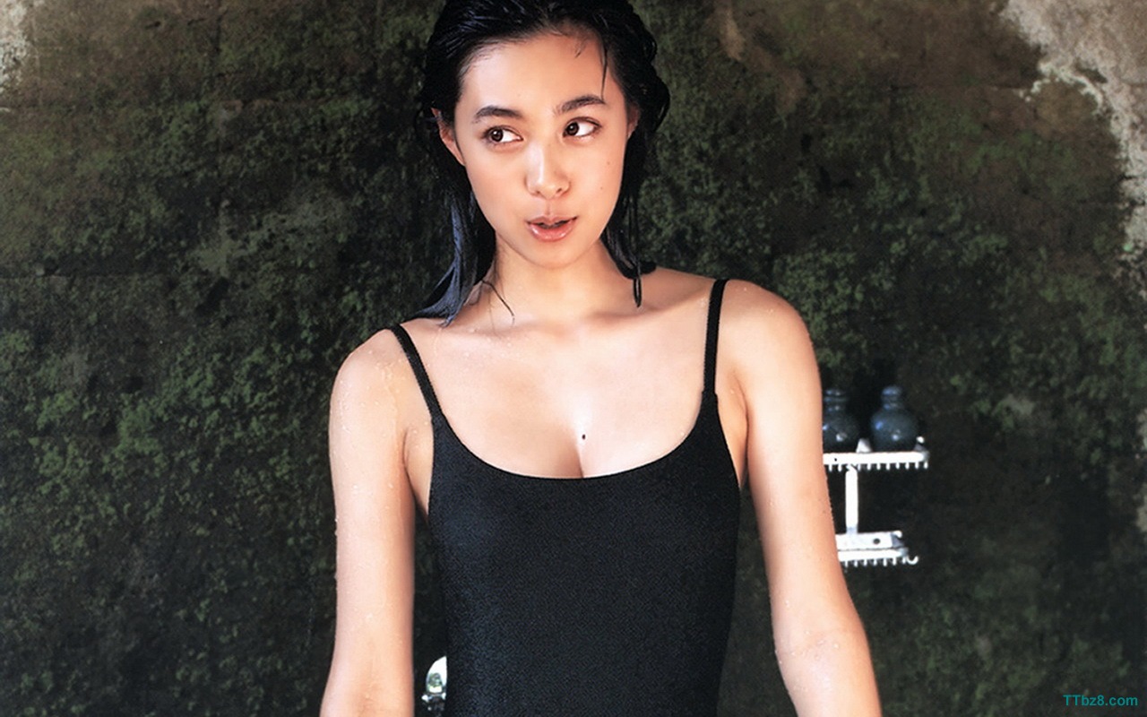 福山雅治妻子吹石一惠照片