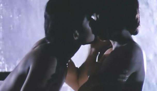 魔鬼天使潜水那段GIF动画