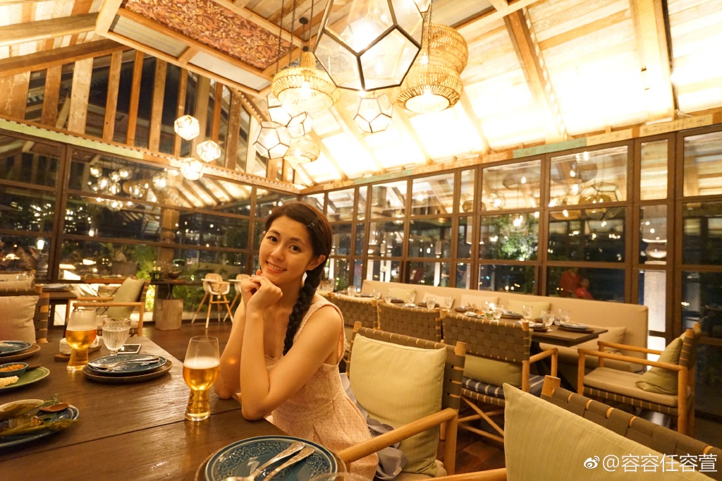 任容萱最漂亮的照片(任容萱 剧照)